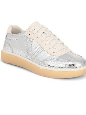 NIB Vionic City Walker Sneaker — Silver Leather Size 8